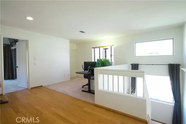 Canyon Country (santa Clarita), CA 91351,20009 Tanager Court