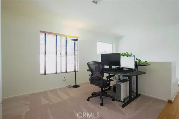 Canyon Country (santa Clarita), CA 91351,20009 Tanager Court