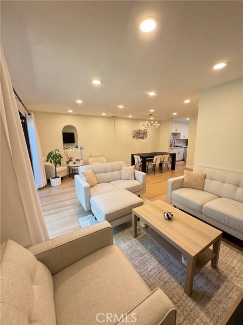 11311 Tampa #4, Porter Ranch (los Angeles), CA 91326