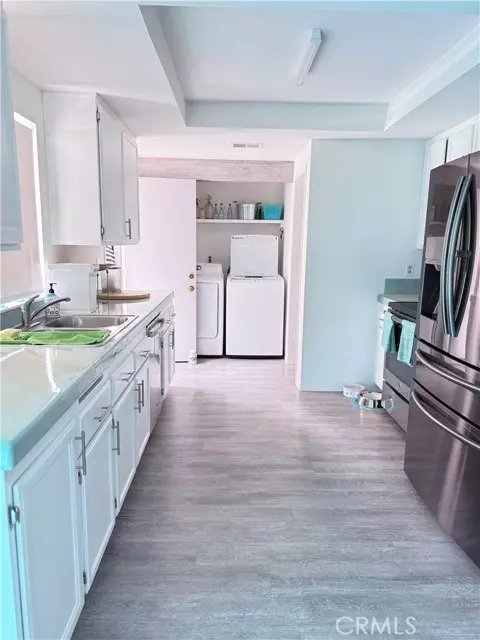 Oak Park, CA 91377,950 Quarterhorse