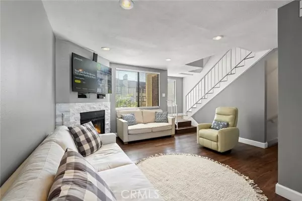 Canoga Park (los Angeles), CA 91303,21720 Hart #9