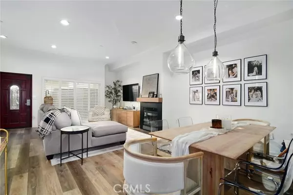 13360 Burbank Boulevard #16, Sherman Oaks, CA 91401