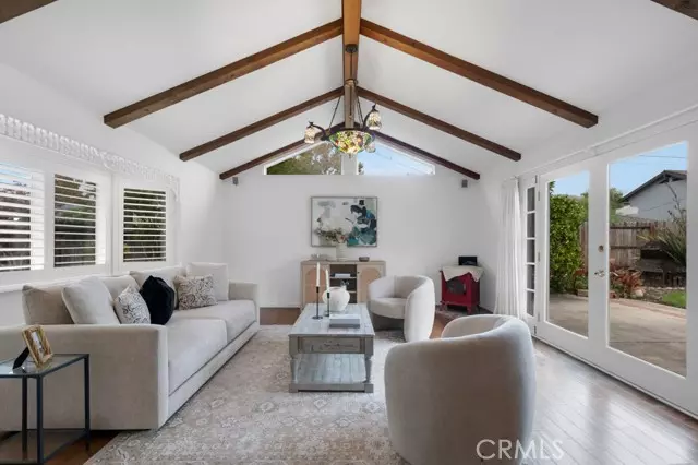Carpinteria, CA 93013,5404 Granada Way