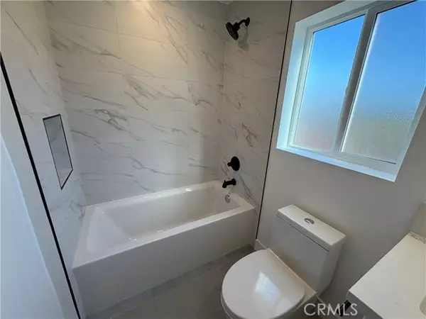 Van Nuys (los Angeles), CA 91401,14165 Calvert Street