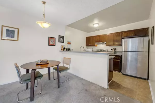 Encino (los Angeles), CA 91316,5349 Newcastle Avenue #42