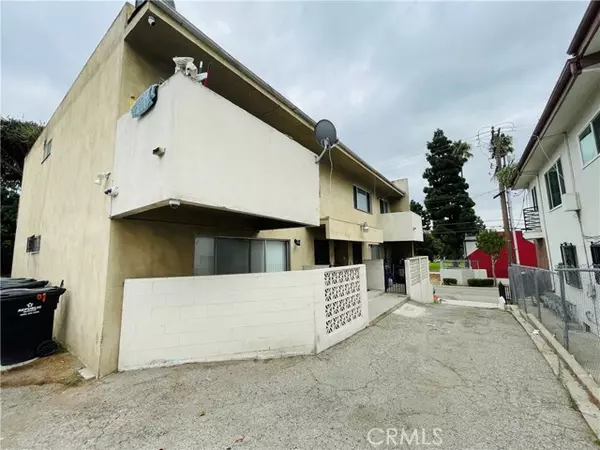 Inglewood, CA 90302,715 W Hyde Park