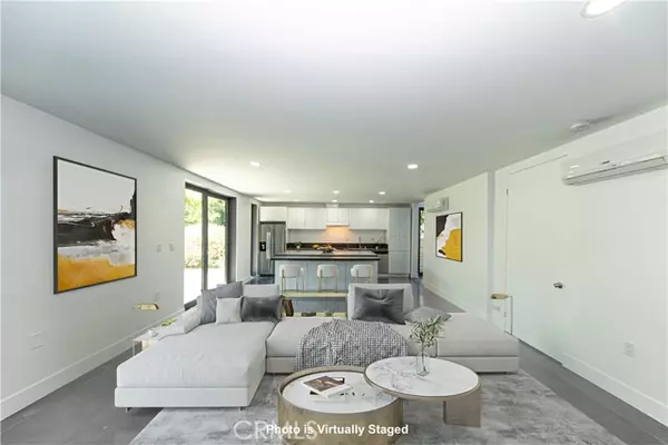 West Hills (los Angeles), CA 91304,7503 Linley Lane