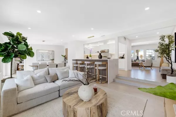 North Hollywood (los Angeles), CA 91606,11344 Delano