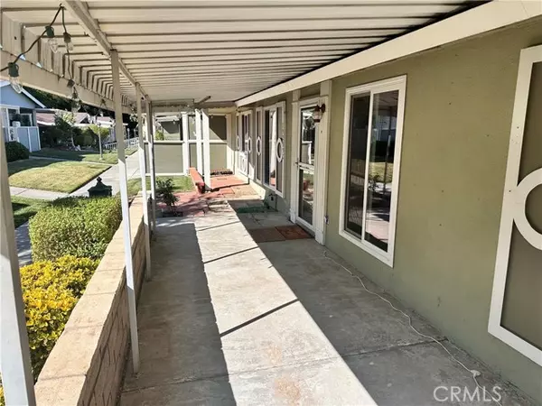 Newhall (santa Clarita), CA 91321,19235 Avenue Of The Oaks #C