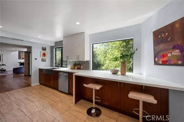 Woodland Hills (los Angeles), CA 91364,4319 Saltillo