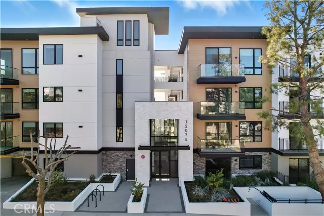 Studio City (los Angeles), CA 91604,12078 Guerin Street #405