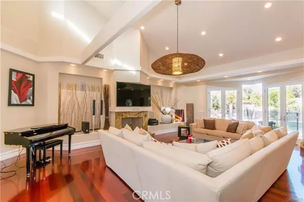 Woodland Hills (los Angeles), CA 91364,5220 Quakertown Avenue