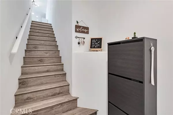 Anaheim, CA 92808,922 S Country Glen Way