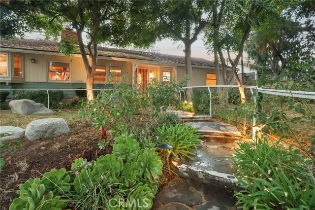 Granada Hills (los Angeles), CA 91344,11129 White Oak