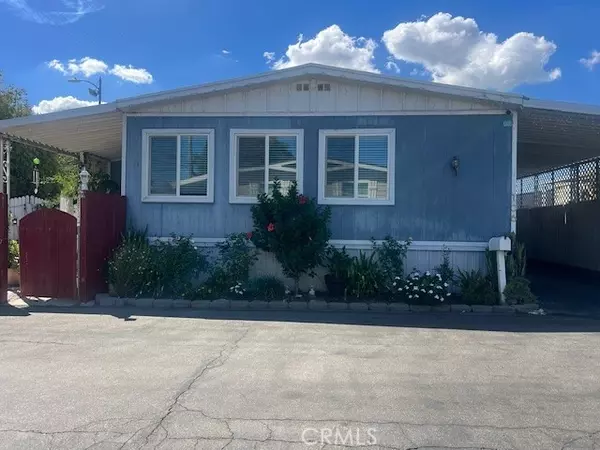21001 Plummer Street #106, Chatsworth (los Angeles), CA 91311