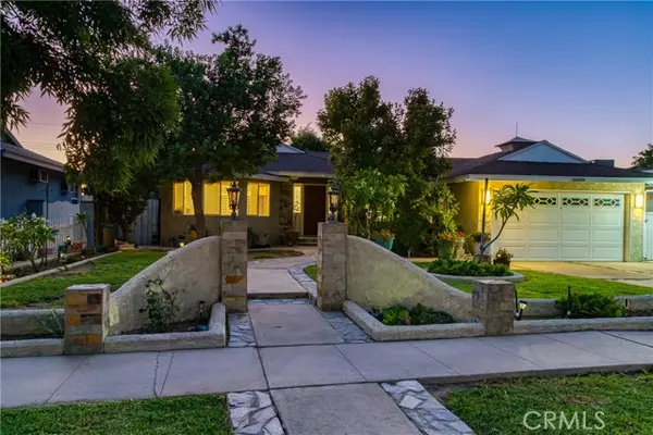 10049 Langdon, San Fernando, CA 91345