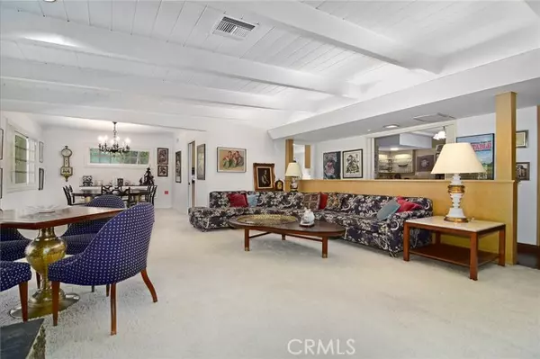 Sherman Oaks, CA 91401,13943 Margate Street