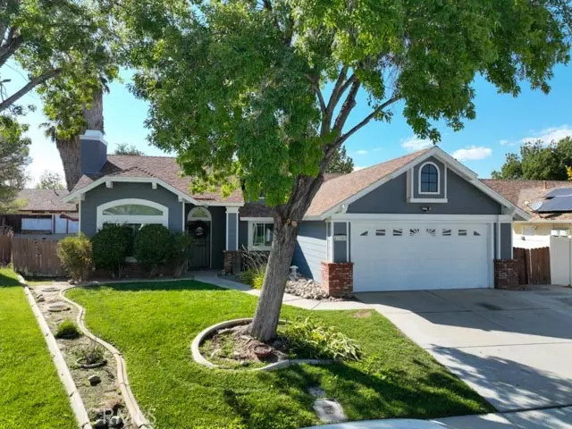 Lancaster, CA 93536,43107 Sunny