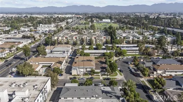 North Hollywood (los Angeles), CA 91606,6661 Wilkinson Avenue