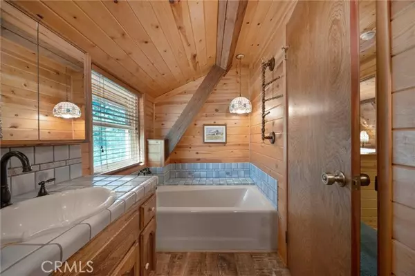 Pine Mtn Club, CA 93222,1521 Dogwood Way