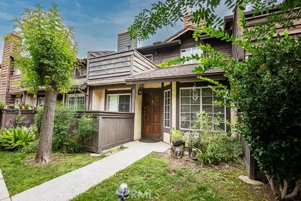 20921 Community Street #12, Canoga Park (los Angeles), CA 91304