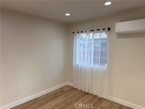 West Hills (los Angeles), CA 91307,6518 Debs Avenue