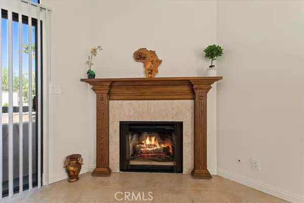 Winnetka (los Angeles), CA 91306,7230 Kelvin Avenue #6