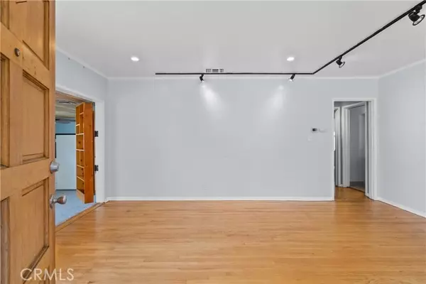 North Hollywood (los Angeles), CA 91606,6443 Bakman