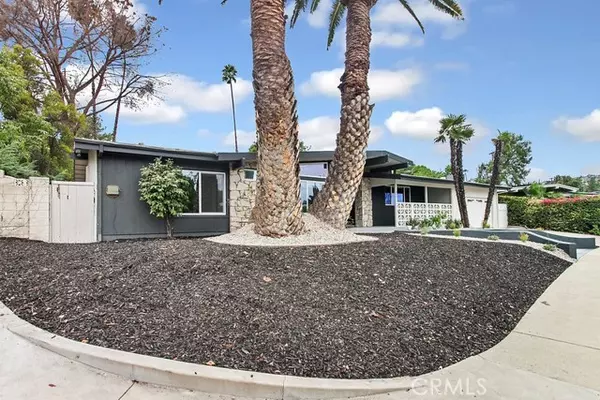 Woodland Hills (los Angeles), CA 91367,5931 Neddy Avenue