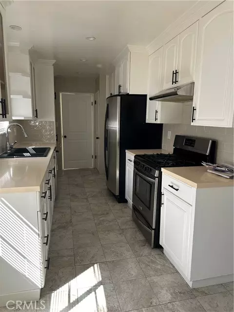 Palmdale, CA 93550,38515 Landon