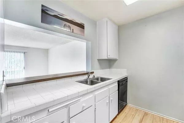 Encino (los Angeles), CA 91316,5460 White Oak #G213