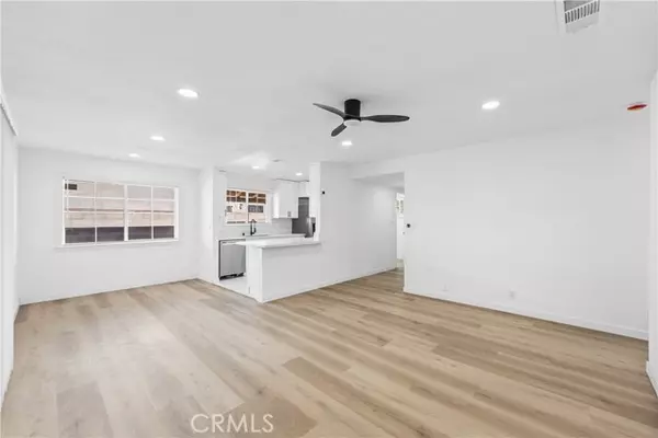 Lancaster, CA 93535,45449 3rd