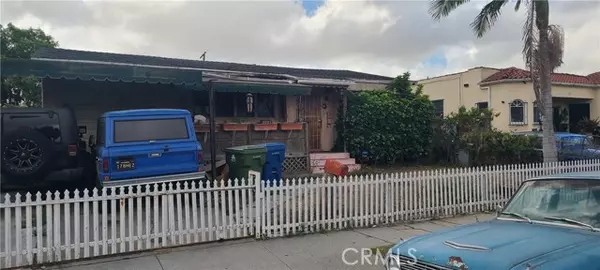 Los Angeles, CA 90061,126 W 111th