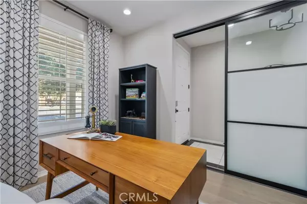 Saugus (santa Clarita), CA 91350,27308 Ellery