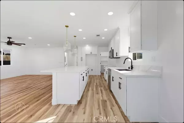 Bakersfield, CA 93304,2207 Verde Street