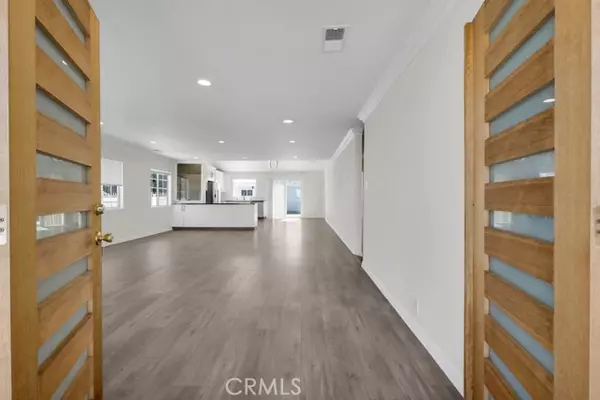 Tarzana (los Angeles), CA 91356,5434 Sylvia