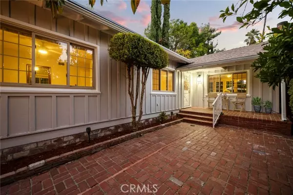 20955 De Mina Street, Woodland Hills (los Angeles), CA 91364