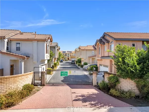 9400 Burnet #117, North Hills (los Angeles), CA 91343