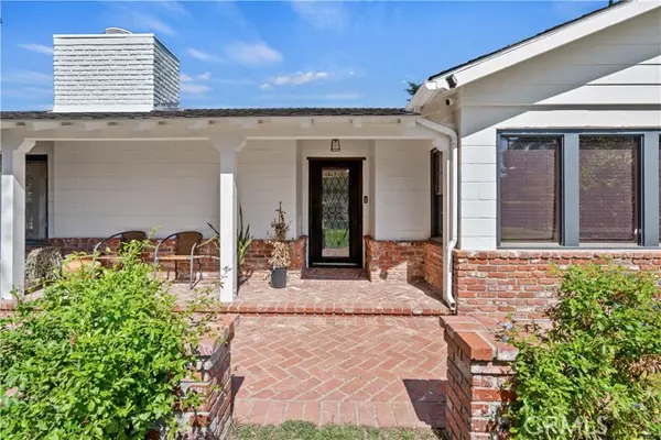 Woodland Hills (los Angeles), CA 91367,23003 Mariano Street