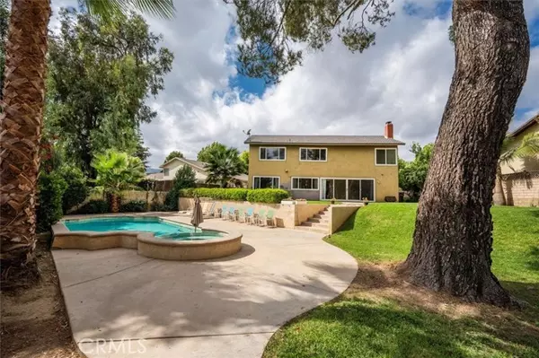 Valencia (santa Clarita), CA 91355,25492 Via Dalia