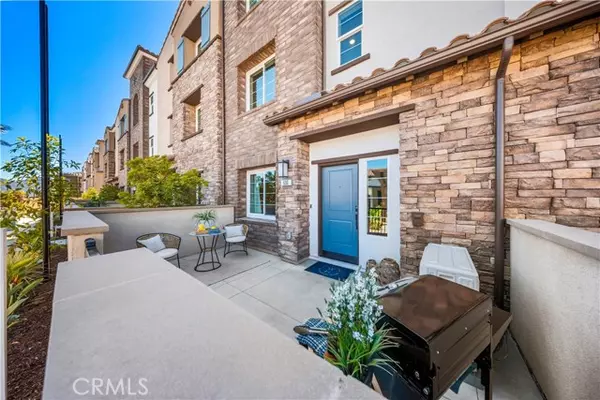 Camarillo, CA 93012,2853 Via Descanso