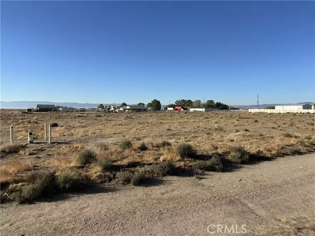 Lancaster, CA 93536,70 Stw