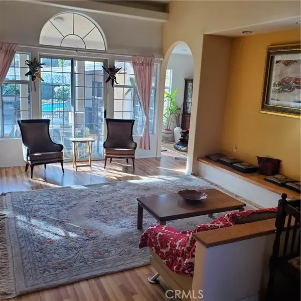 Studio City (los Angeles), CA 91604,12944 Woodbridge