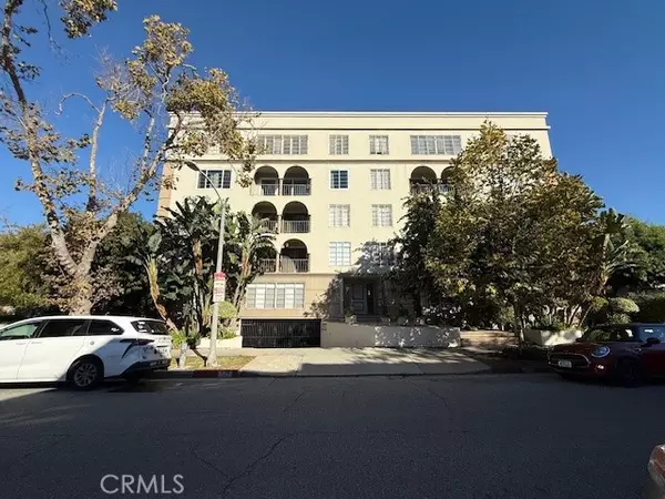 434 S Canon Drive #202, Beverly Hills, CA 90212