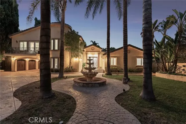 Woodland Hills (los Angeles), CA 91367,22851 Calvert Street