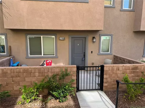 Sylmar (los Angeles), CA 91342,12745 Watt Lane #B