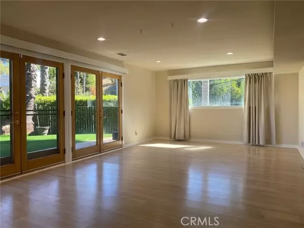 Encino (los Angeles), CA 91316,4421 Grimes Pl