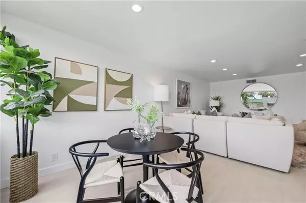 Encino (los Angeles), CA 91316,5301 Balboa Boulevard #M4