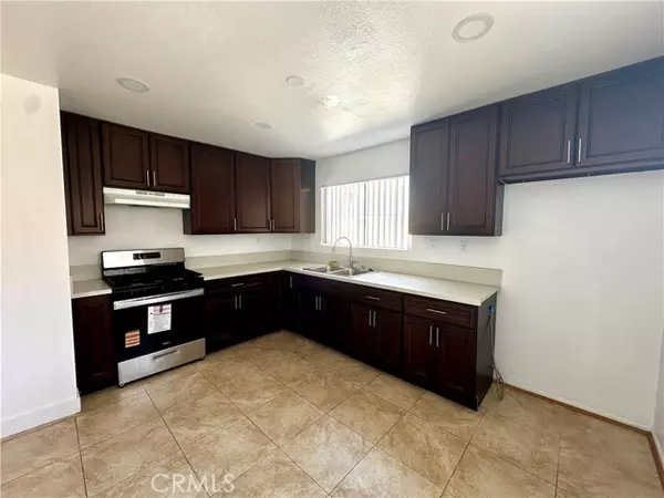 Glendale, CA 91205,801 E Chestnut Street #8