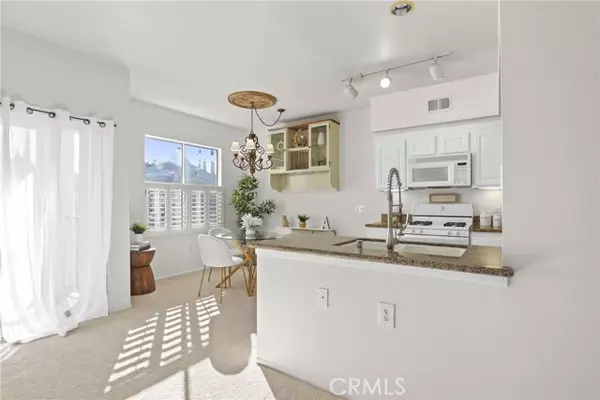 Saugus (santa Clarita), CA 91350,20000 Plum Canyon #221